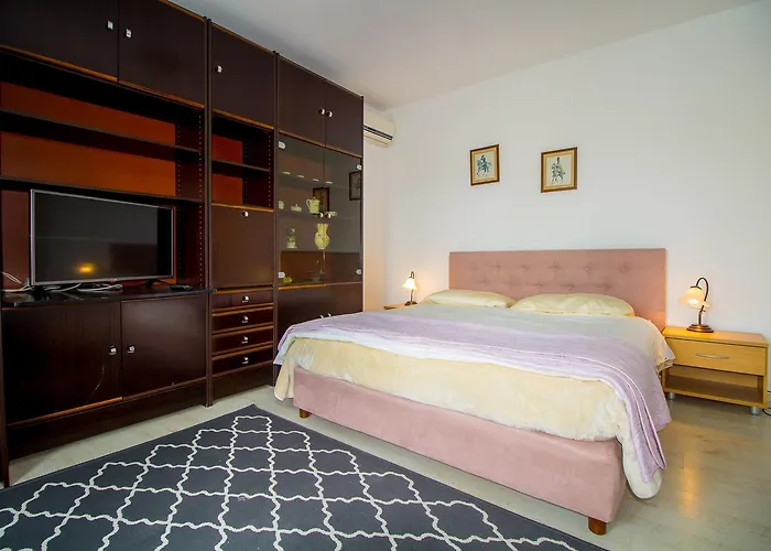 Pineta House Vidos ポレッチ